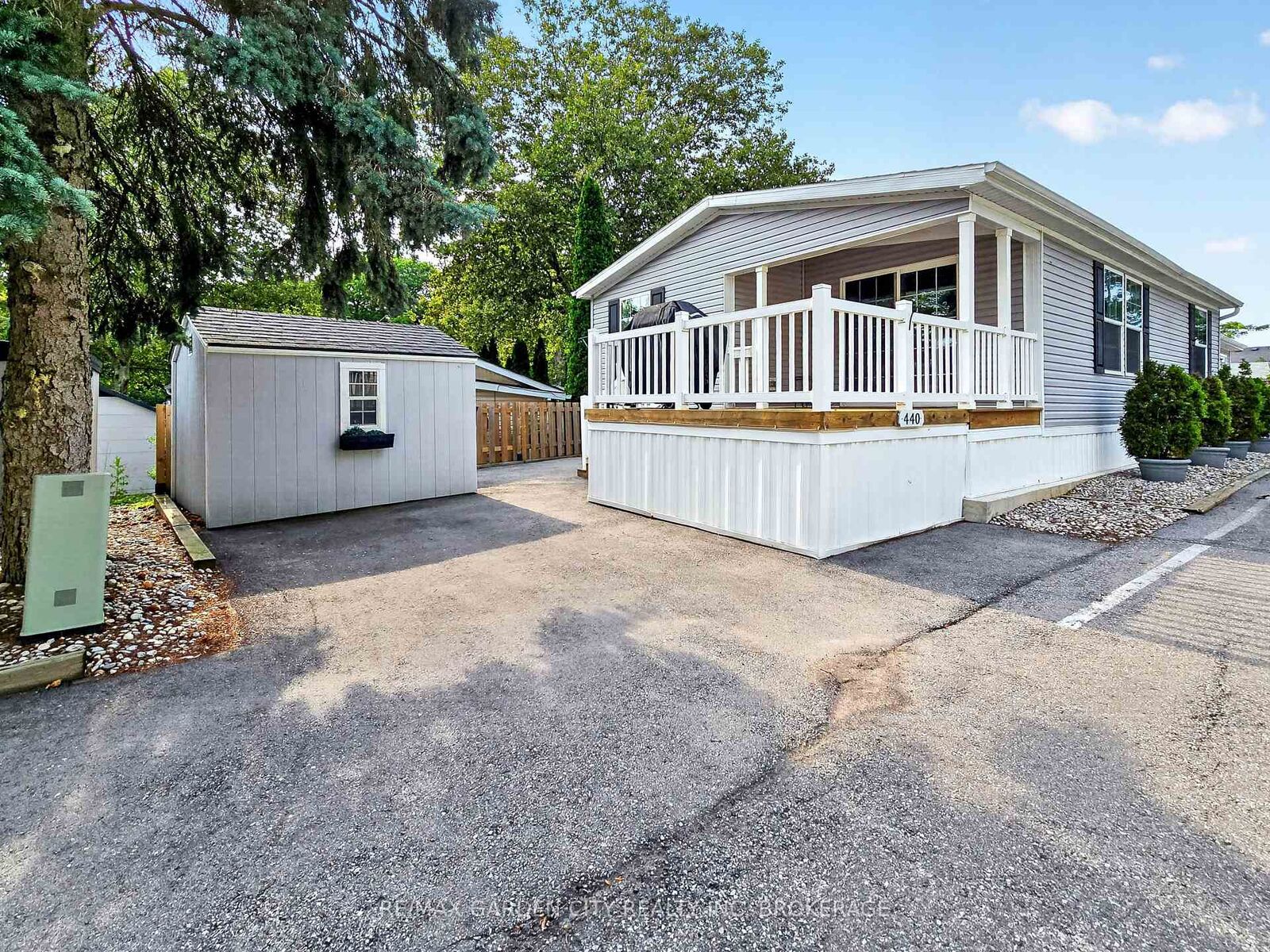 Property Photo: 23 Four Mile Creek Road 440 ON L0S 1J1