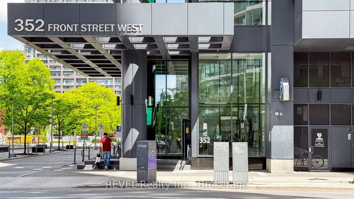 Property Photo: 352 Front Street W 306 ON M5V 0K3