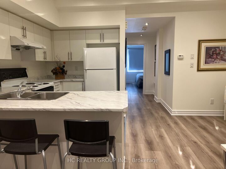 15 Eaton Park Lane 26 — photo 1