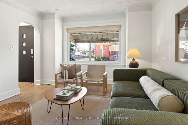 Property Photo: 33 East 34th Street ON L8V 3W2