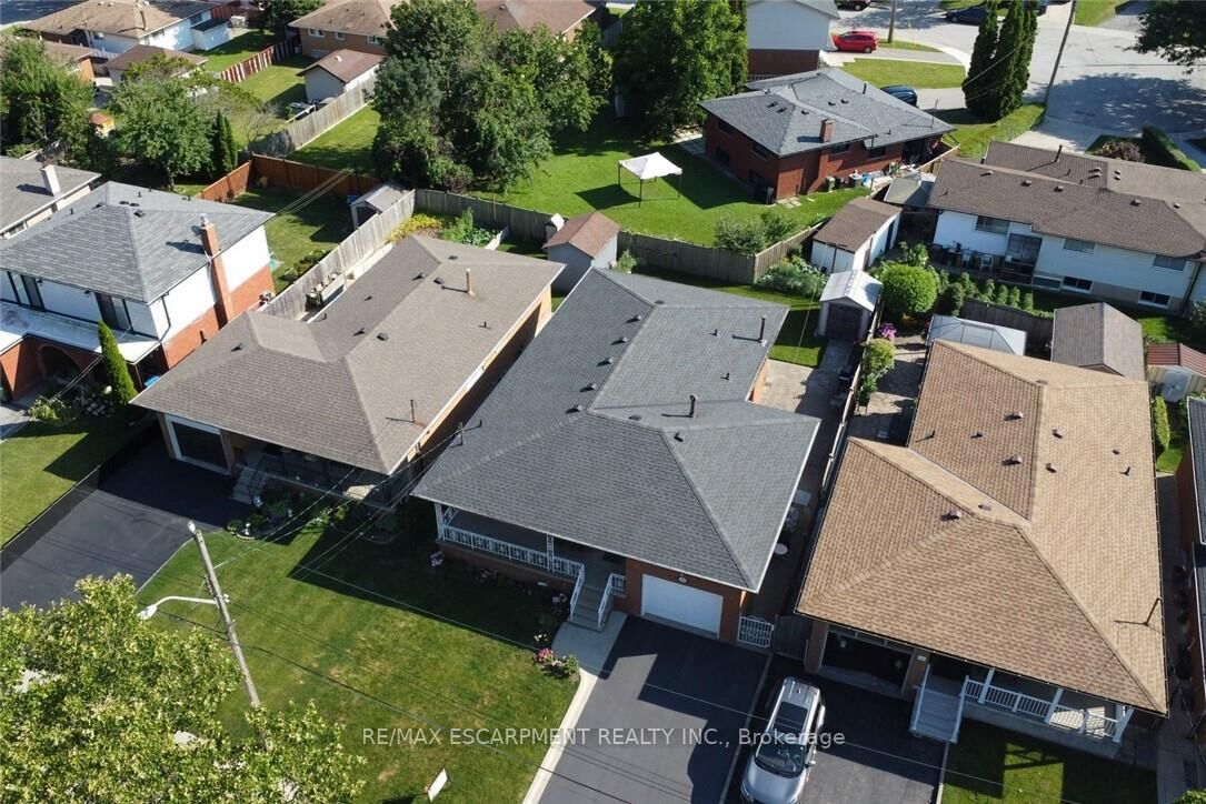 Property Photo: 36 Abbington Drive ON L9C 4R3