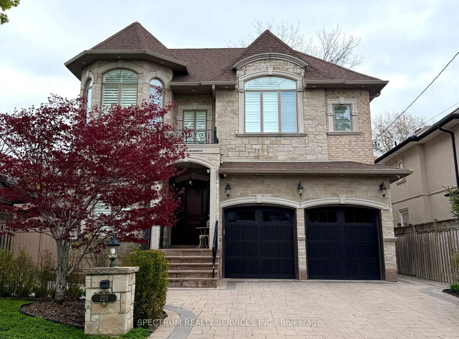 Property Photo: 223 Lennox Avenue ON L4C 2A4