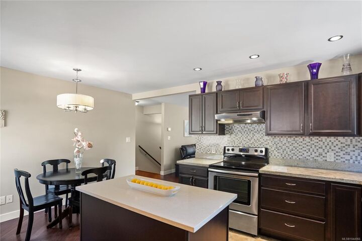 Property Photo: 1084 Tatlow Rd BC V8L 5P3
