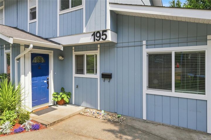 Property Photo: 195 Atkins Rd BC V9B 2Z9