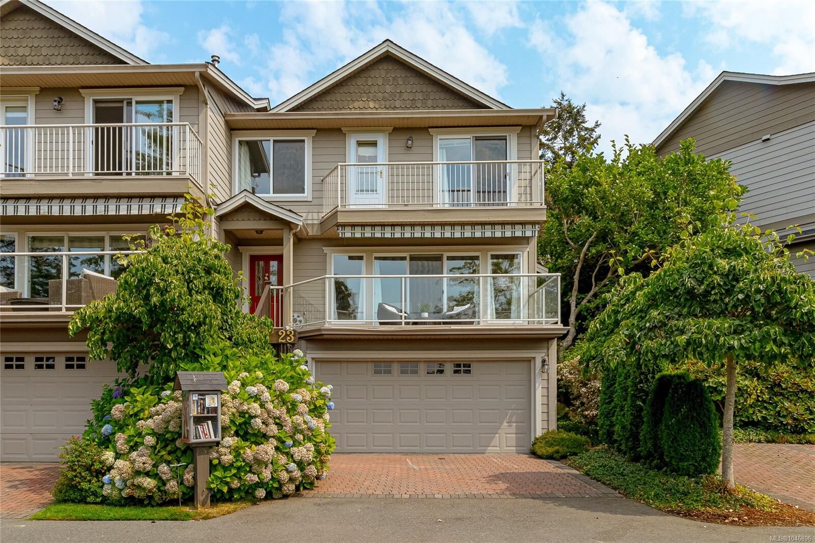 Property Photo: 118 Aldersmith Pl #23 BC V9A 7M9
