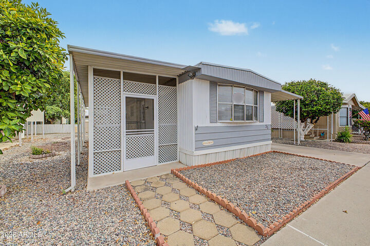 Property Photo: 18026 N Cave Creek Road 35 AZ 85032