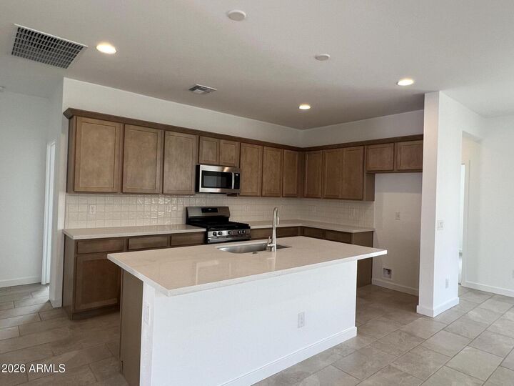 Property Photo: 46885 W Crescent Moon Drive AZ 85139