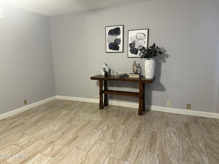Property Photo: 5208 S Hazelton Lane AZ 85283