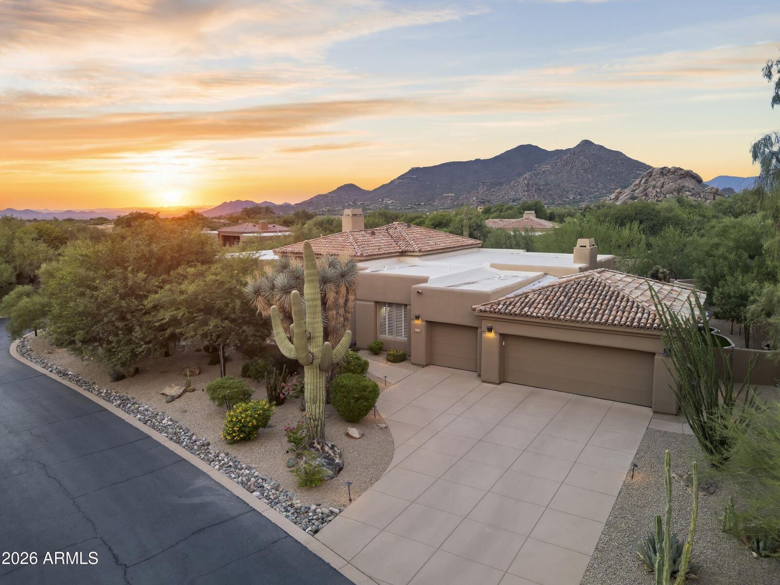 Property Photo:  7430 E Thorntree Drive  AZ 85266 
