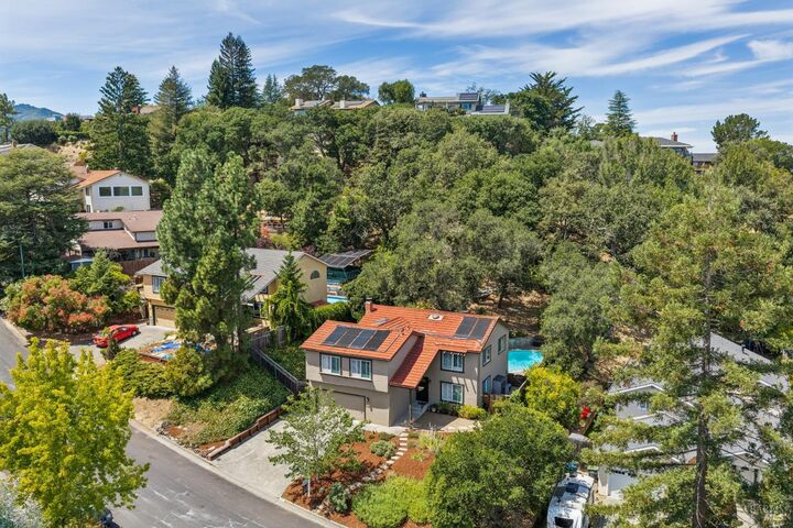 Property Photo:  710 Arlington Circle  CA 94947 
