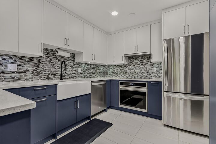 Property Photo: 13918 58 Avenue 5 BC V3X 3N8