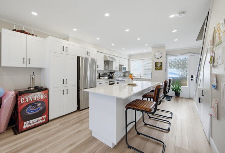 Property Photo: 4959 57 Street 16 BC V4K 3E7