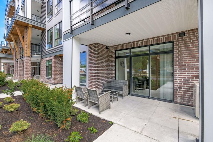 Property Photo: 45500 Market Way 101 BC V2R 6G5