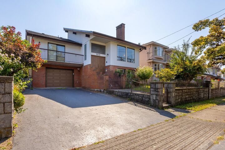 Property Photo: 5618 Lancaster Street BC V5R 4A5