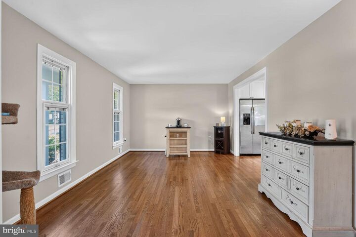 Property Photo: 5811 Ottawa Road VA 20120
