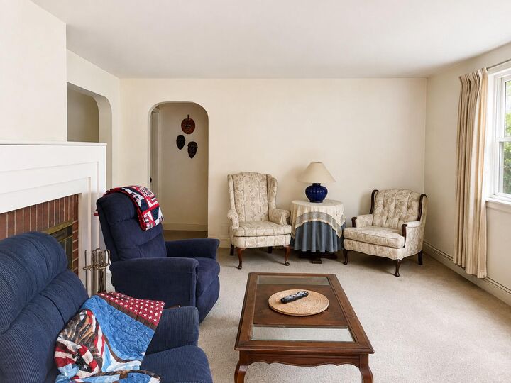 Property Photo: 3913 Rose Lane VA 22003