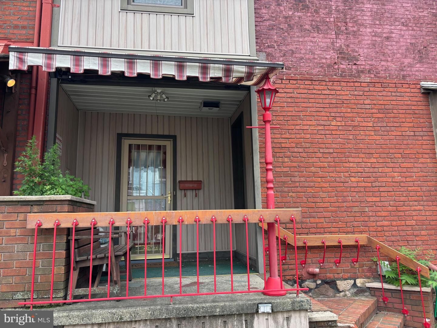 Property Photo:  536 Hudson Street  NJ 08611 