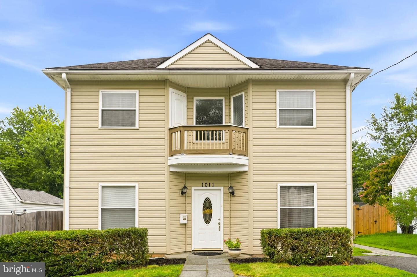 Property Photo: 1011 Crawford Drive MD 20851