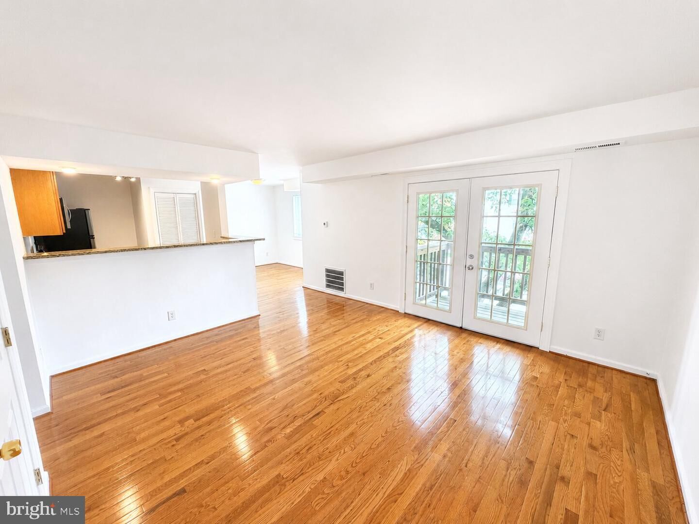 Property Photo: 2514 Markham Lane 3 MD 20785