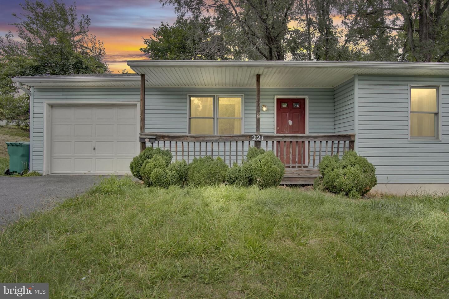 Property Photo:  221 Pennsylvania Avenue  PA 17025 