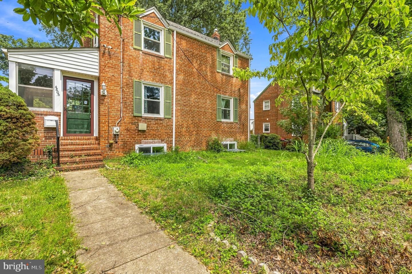 Property Photo: 4806 Cherokee Street MD 20740
