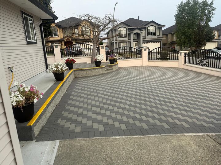 Property Photo:  31380 Homestead Crescent  BC V2T 6V5 