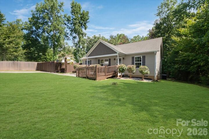 Property Photo: 2932 Ranger Road SC 29710