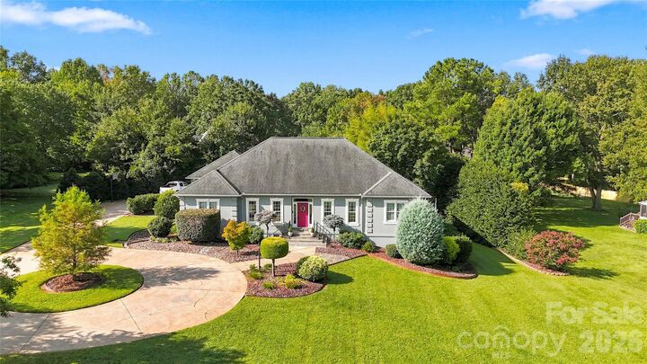 Property Photo: 1808 Country Garden Drive NC 28150