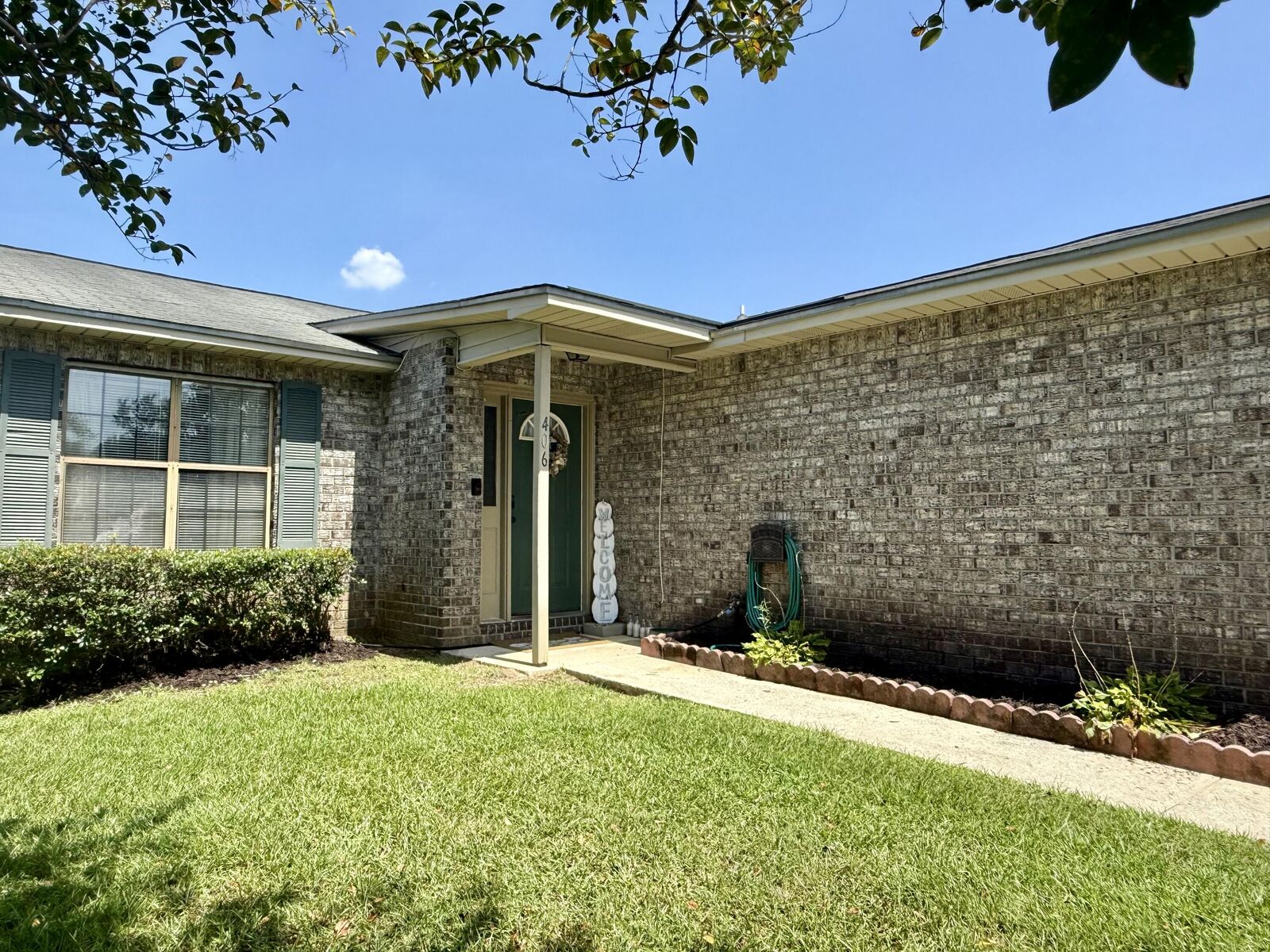 Property Photo:  406 Erskine Street # A  SC 29456 