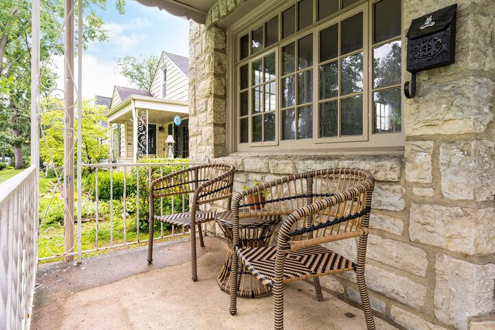 Property Photo: 895 Chelsea Avenue OH 43209