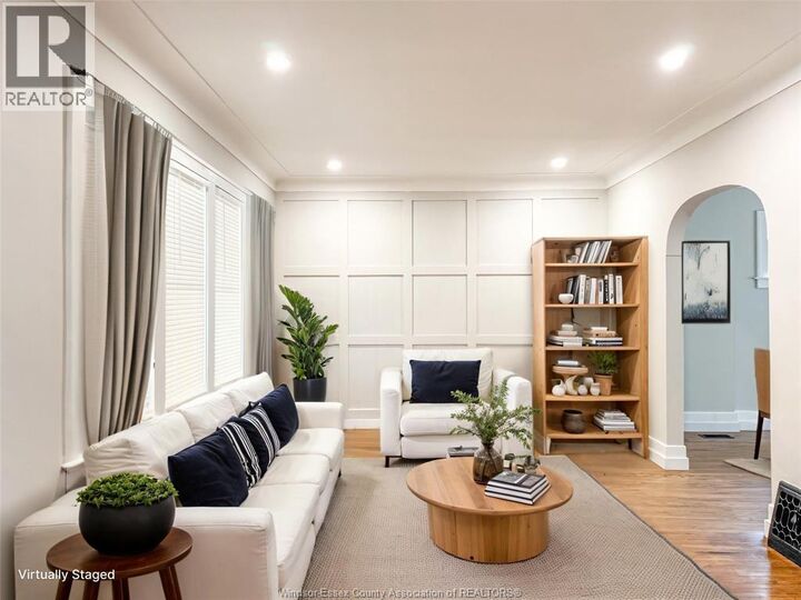 Property Photo:  1111 Elsmere  ON N9A 2A1 