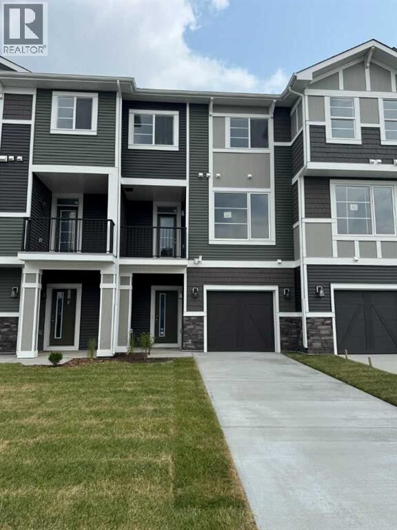 Property Photo:  12 Waterford Glen  AB T1X 2T8 