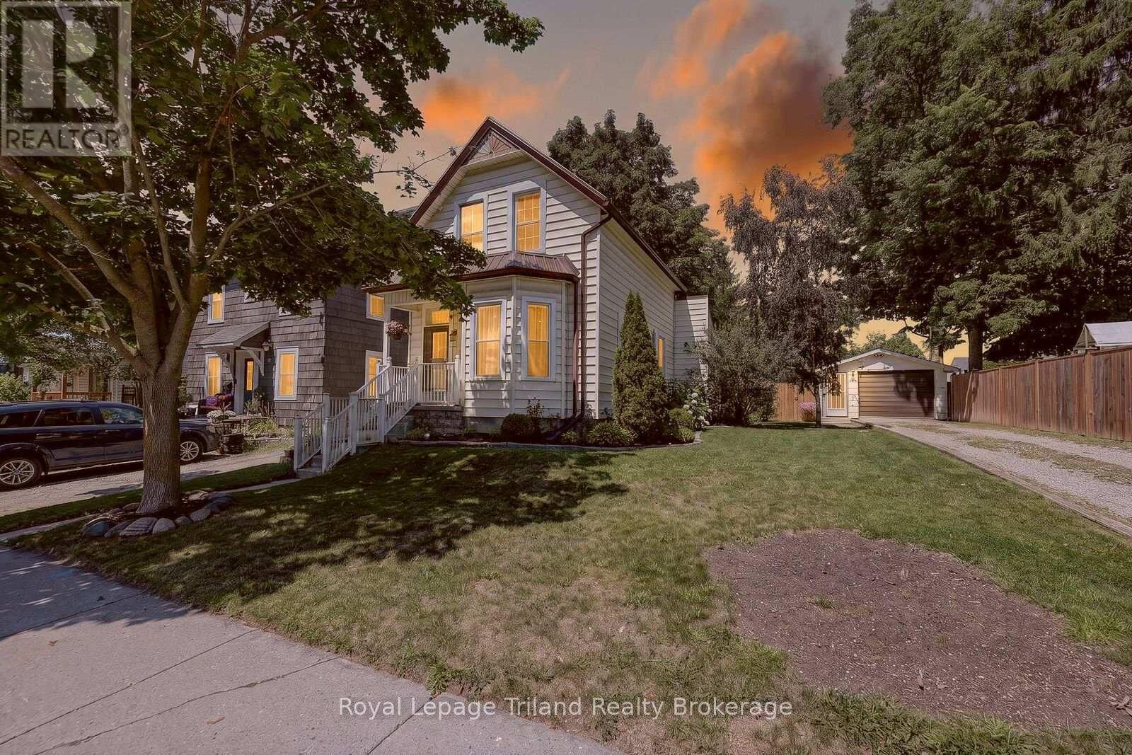 Property Photo: 257 Hunter Street ON N4S 4E6