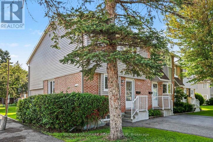 Property Photo:  1747A Lamoureux Drive  ON K1E 2N3 