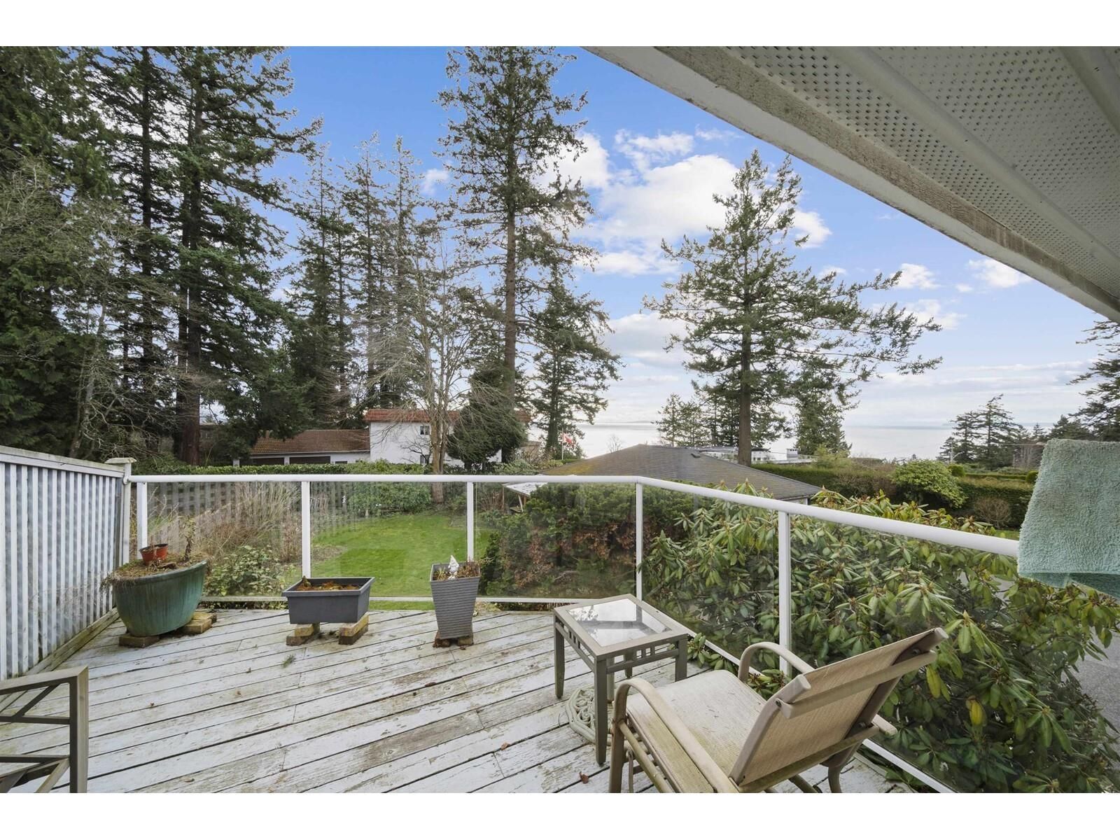 Property Photo: 14862 Thrift Avenue BC V4B 2J7