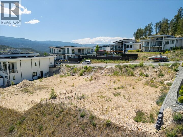 Property Photo:  989 Melrose Street  BC V1P 0A8 