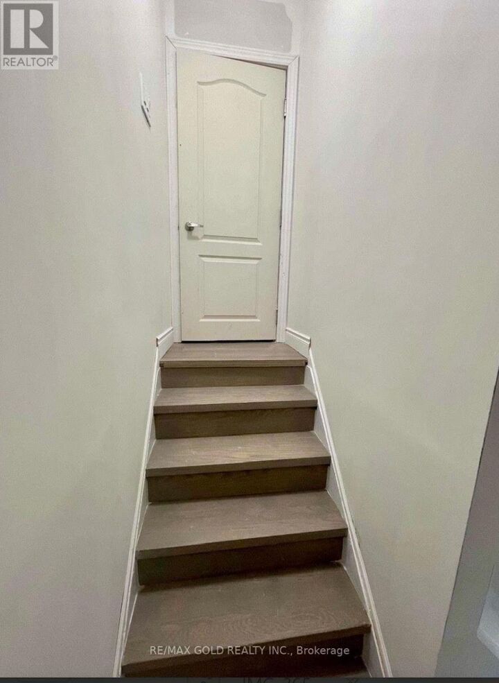Property Photo:  30 Moynes Avenue  ON M8Y 3B8 