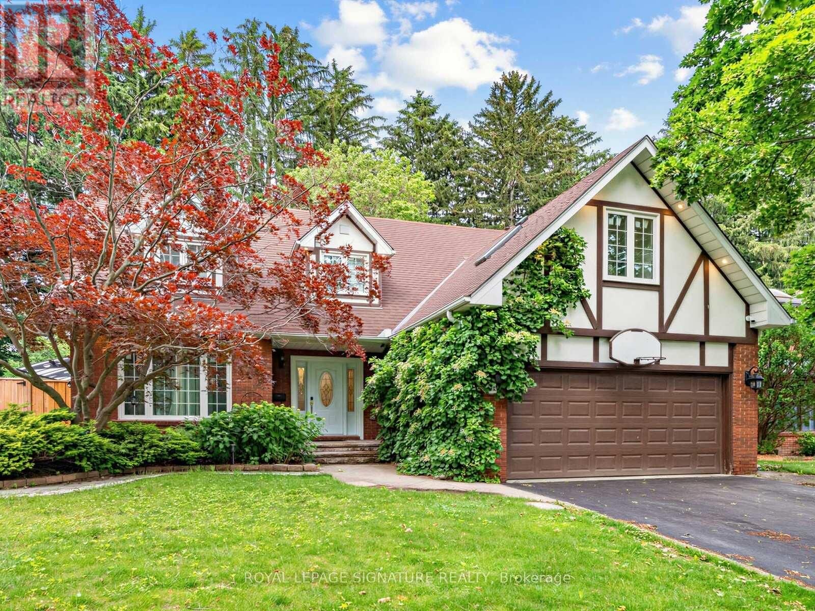 Property Photo:  1415 Avonbridge Drive  ON L5G 3G6 