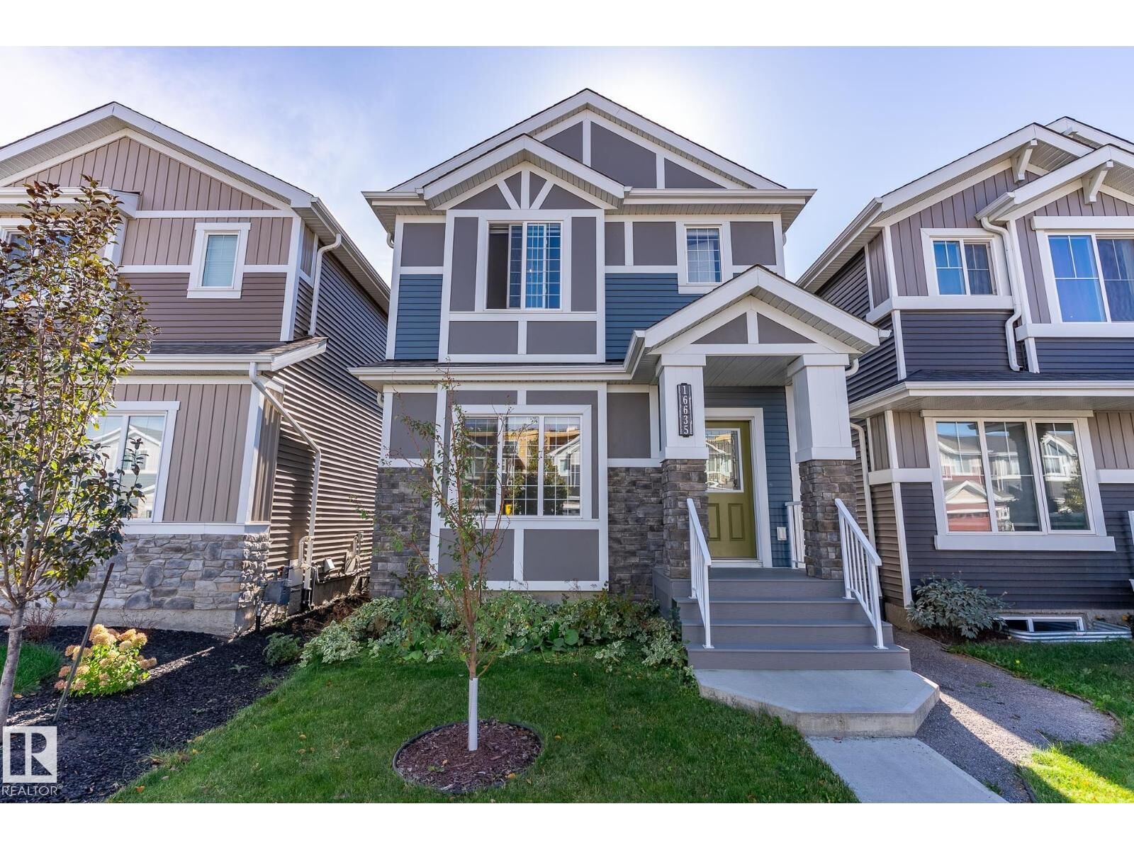 Property Photo: 16635 30 Av SW AB T6W 4P9