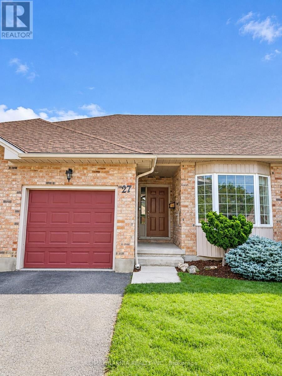 Property Photo: 154 Semenyn Avenue 27 ON N7L 3S1