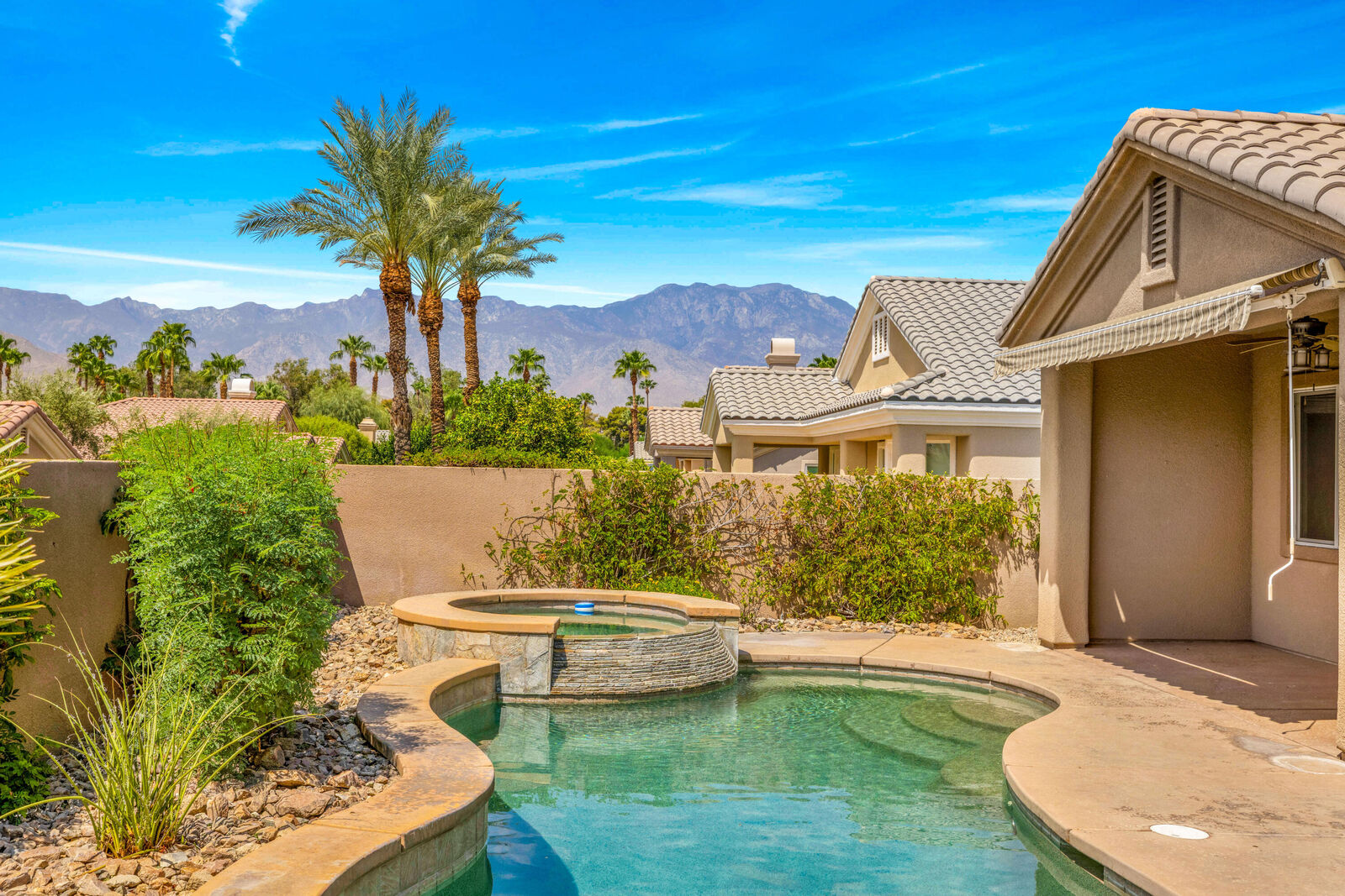 Property Photo:  41 Vista Mirage Way  CA 92270 