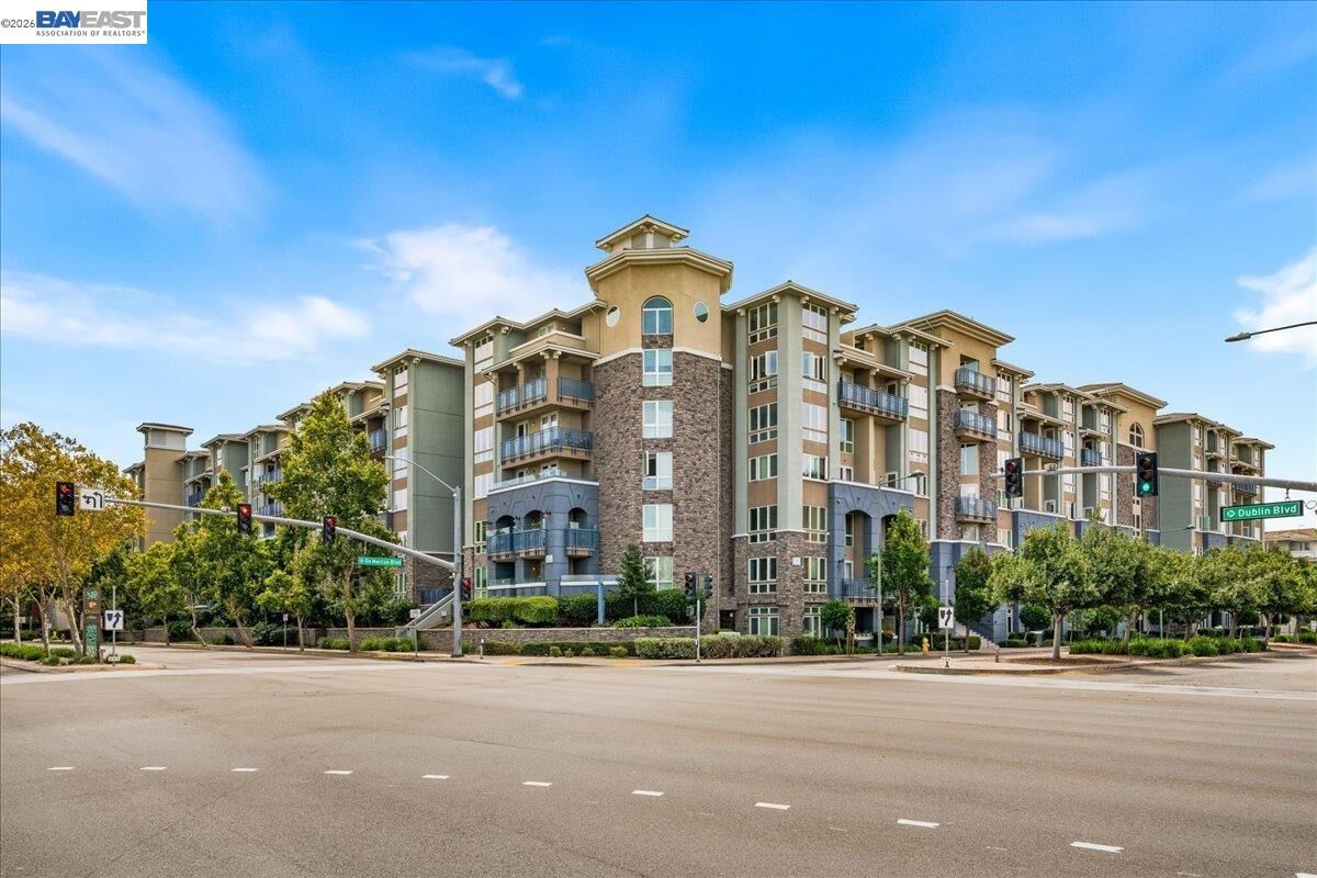 Property Photo:  5501 De Marcus Blvd 271  CA 94568 