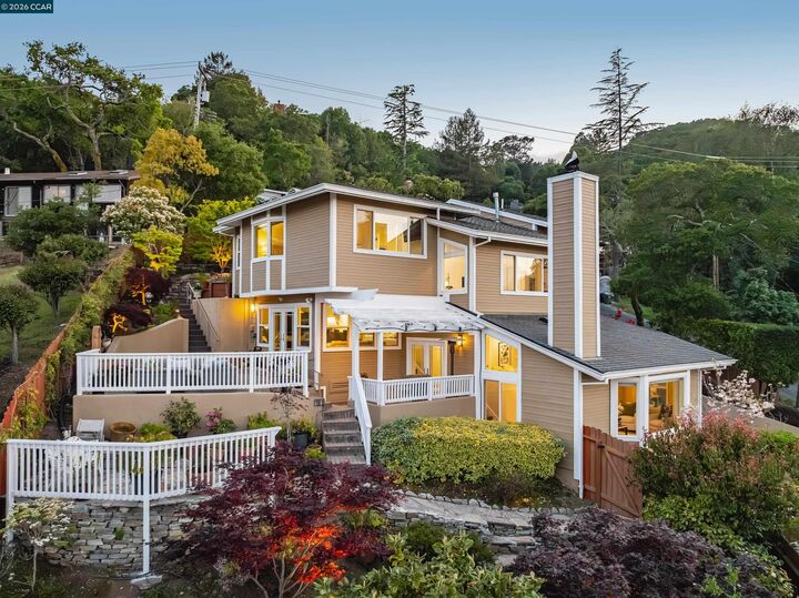 Property Photo:  87 Claremont Ave  CA 94563 