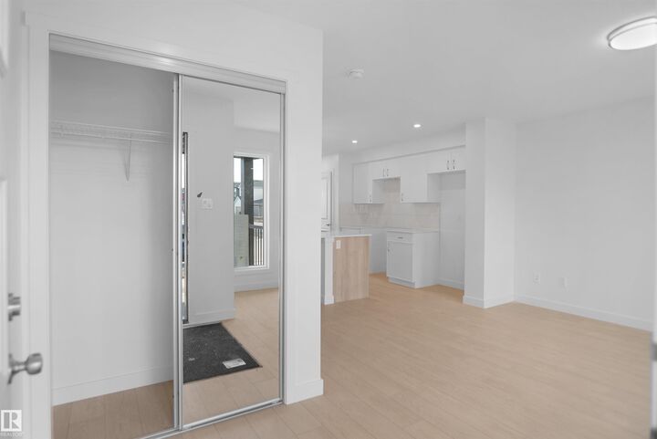Property Photo: 37 Leawood Link AB T7X 4V1