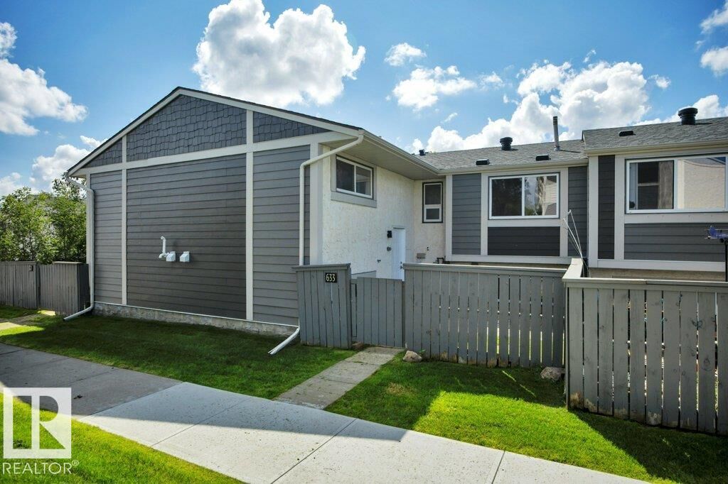 Property Photo: 633 Willow Crest NW AB T5T 2K7