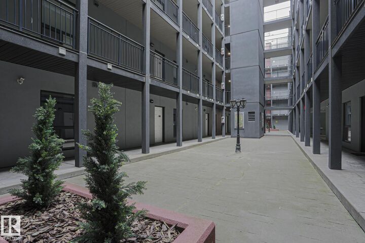 Property Photo: 10518 113 Street NW 607 AB T5H 0C6