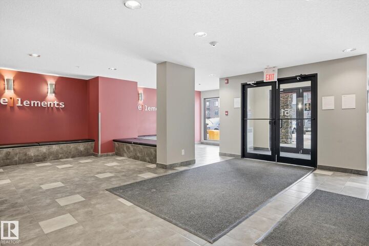 Property Photo: 5515 7 Avenue SW 424 AB T6X 2A8