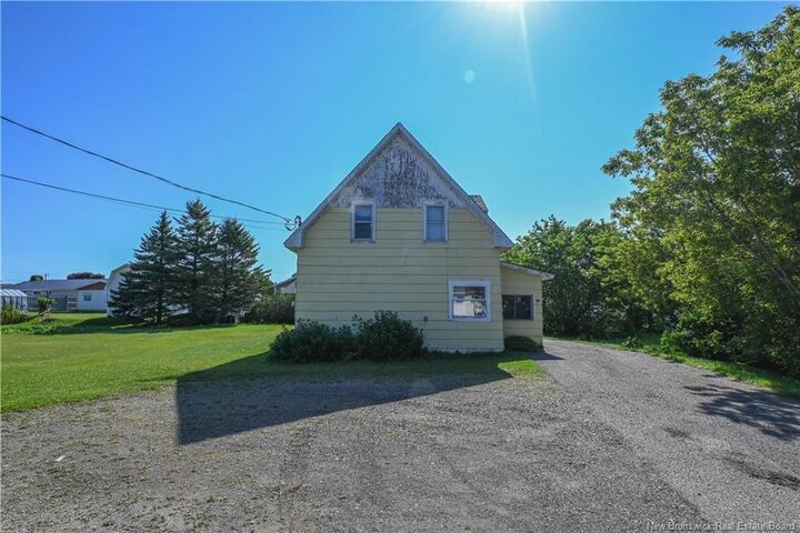 Property Photo: 45 Rue Du Pêcheur Nord NB E8T 1K4