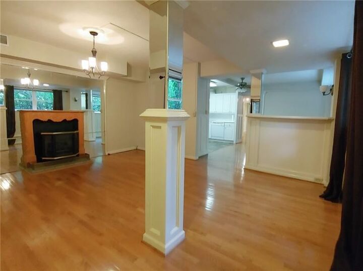 Property Photo:  76 Laurel Forest Circle NE  GA 30342 
