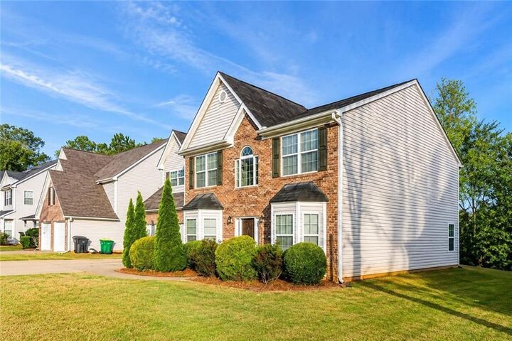 Property Photo: 4033 Roxberry Hill Lane GA 30518